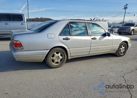 1998 Mercedes-Benz S 320 from USA, damaged, VIN WDBGA33G3WA379566